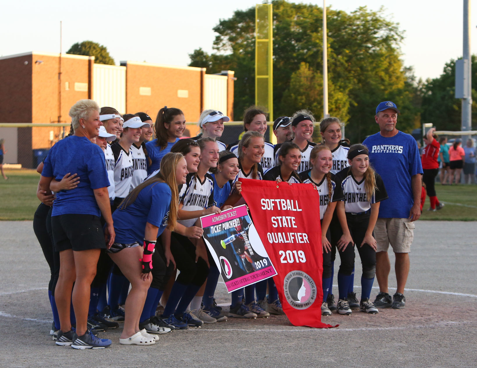 Central Springs vs East Sac County 07-15-2019 (43).jpg